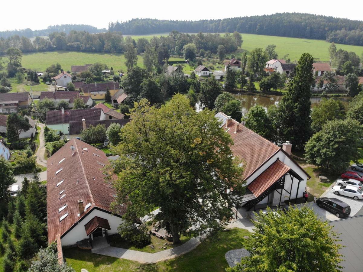 Statek Cesky Dvur Postupice Exterior foto